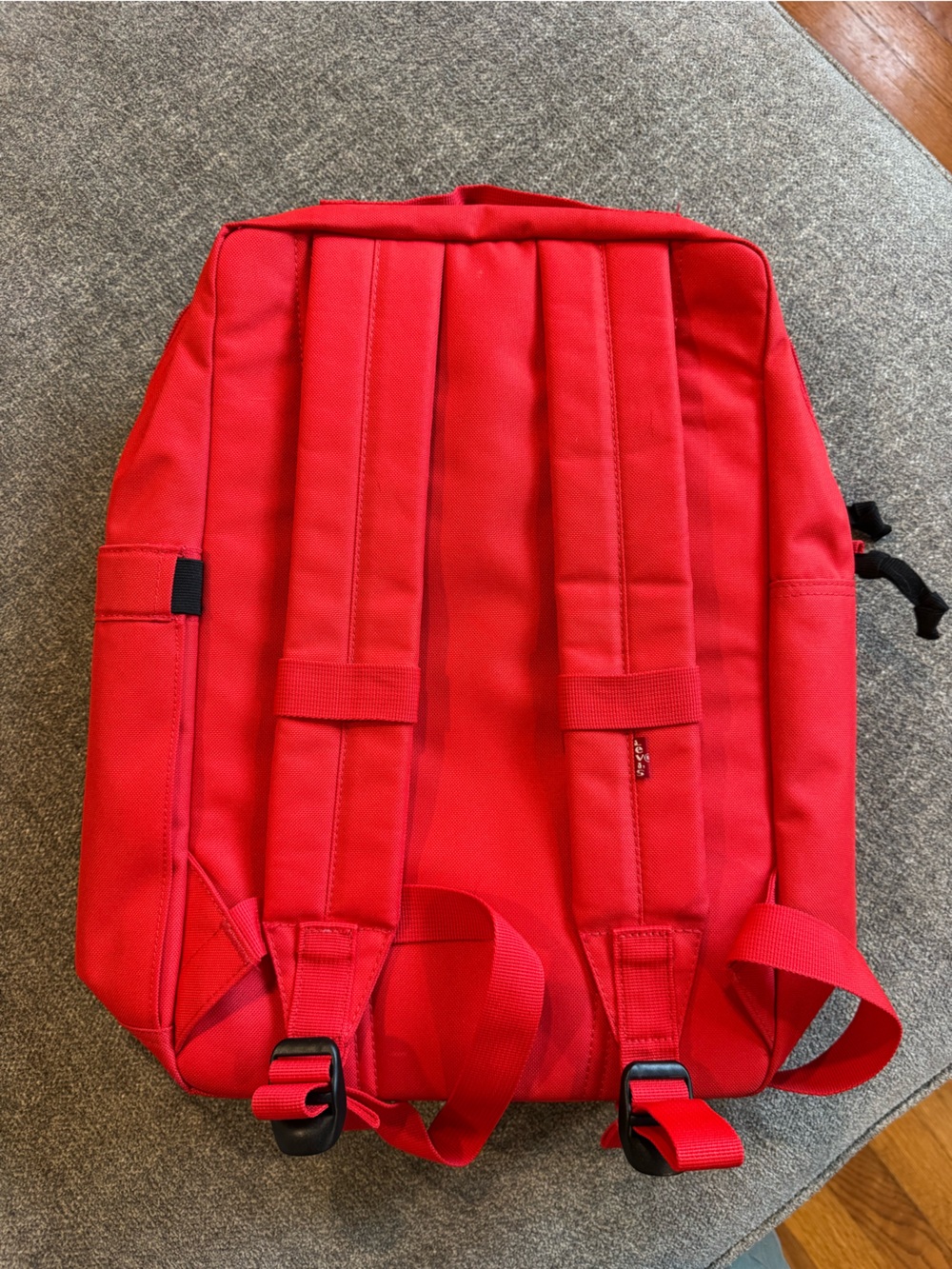 Levi's Bright Red Backpack - Picture 2 of 5